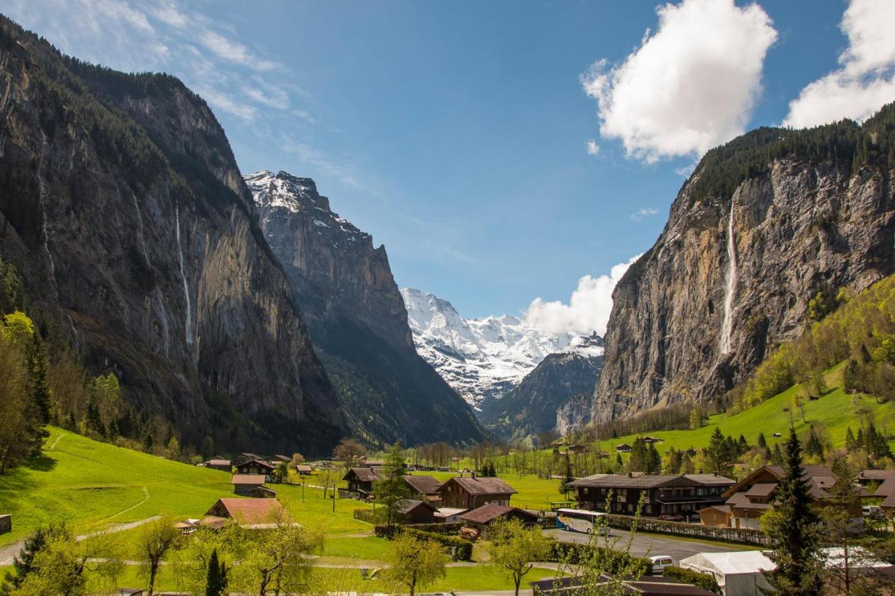 Ostello Schutzenbach Backpackers For Adults 18-35 Lauterbrunnen Esterno foto
