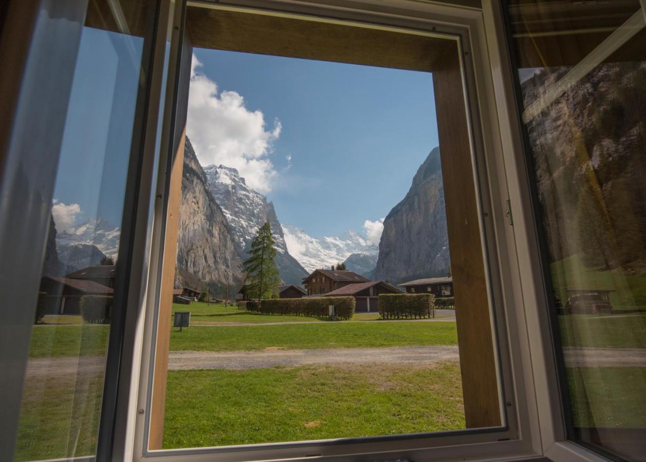 Ostello Schutzenbach Backpackers For Adults 18-35 Lauterbrunnen Esterno foto