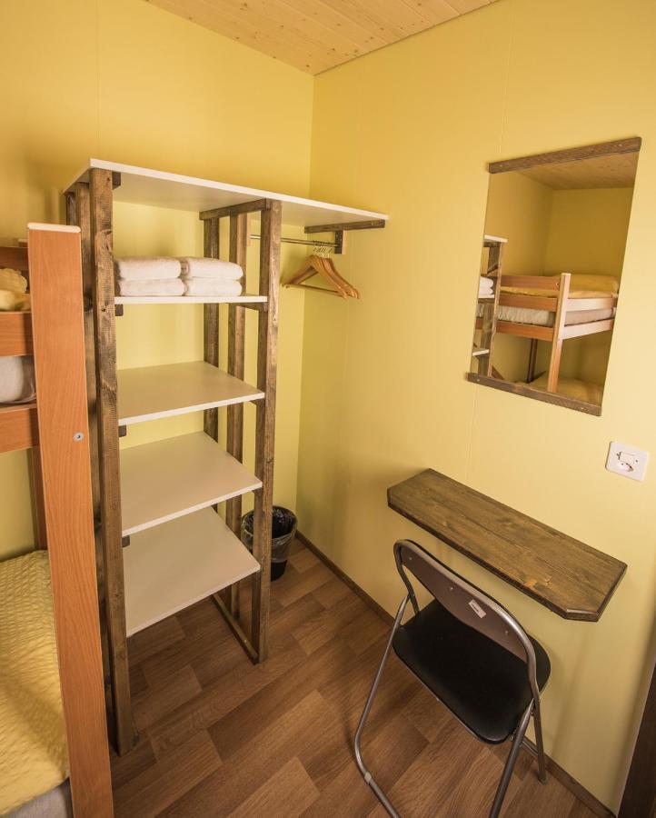 Ostello Schutzenbach Backpackers For Adults 18-35 Lauterbrunnen Esterno foto